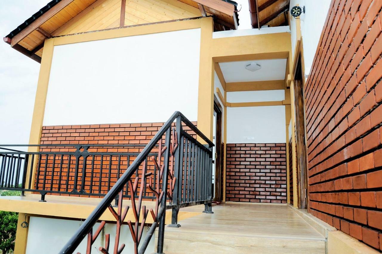 Woodycrest Hotel Тринкомале Екстериор снимка